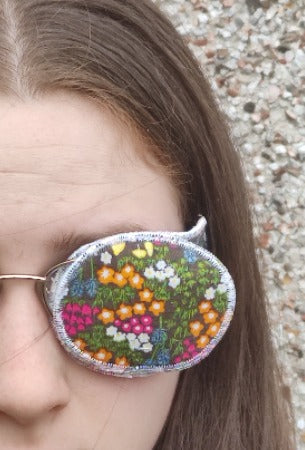 Eye patch for adults and children, small colourful flowers